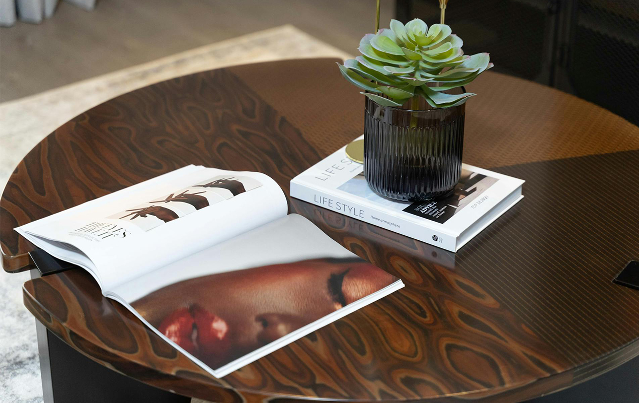 coffee table decor 