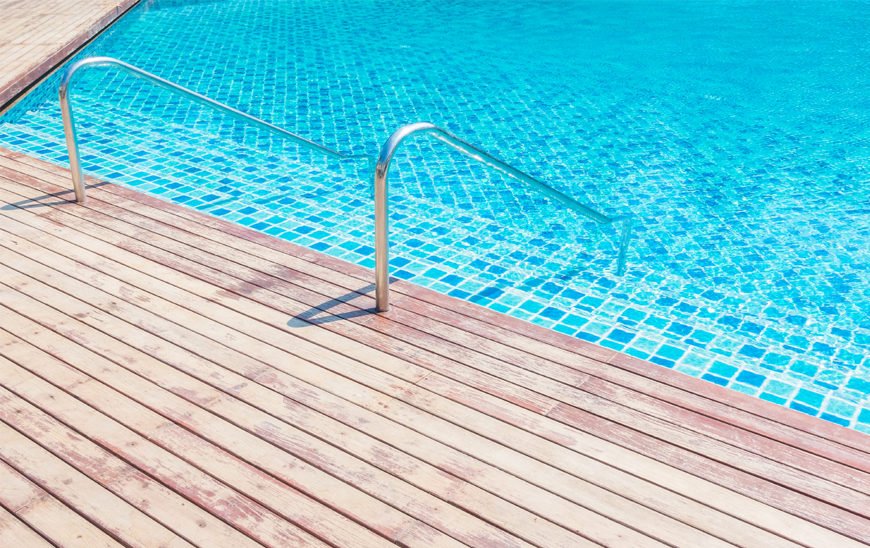 rubber pool decking